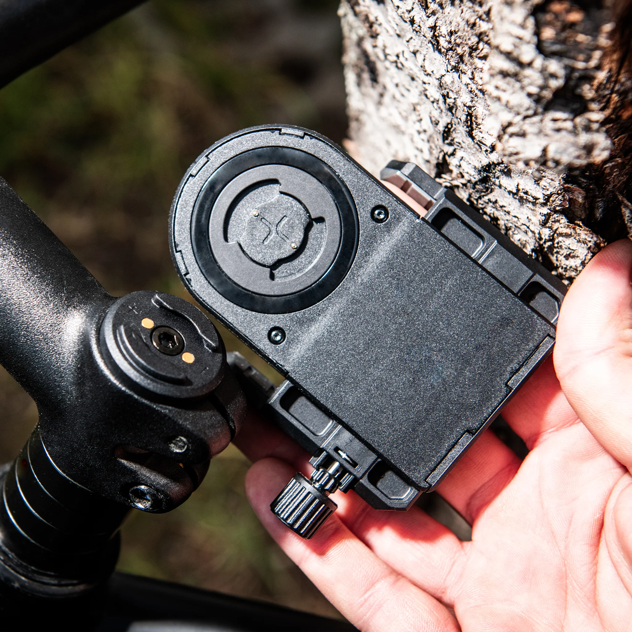 E-Cap Universal Charging Phone Clamp - Image 3