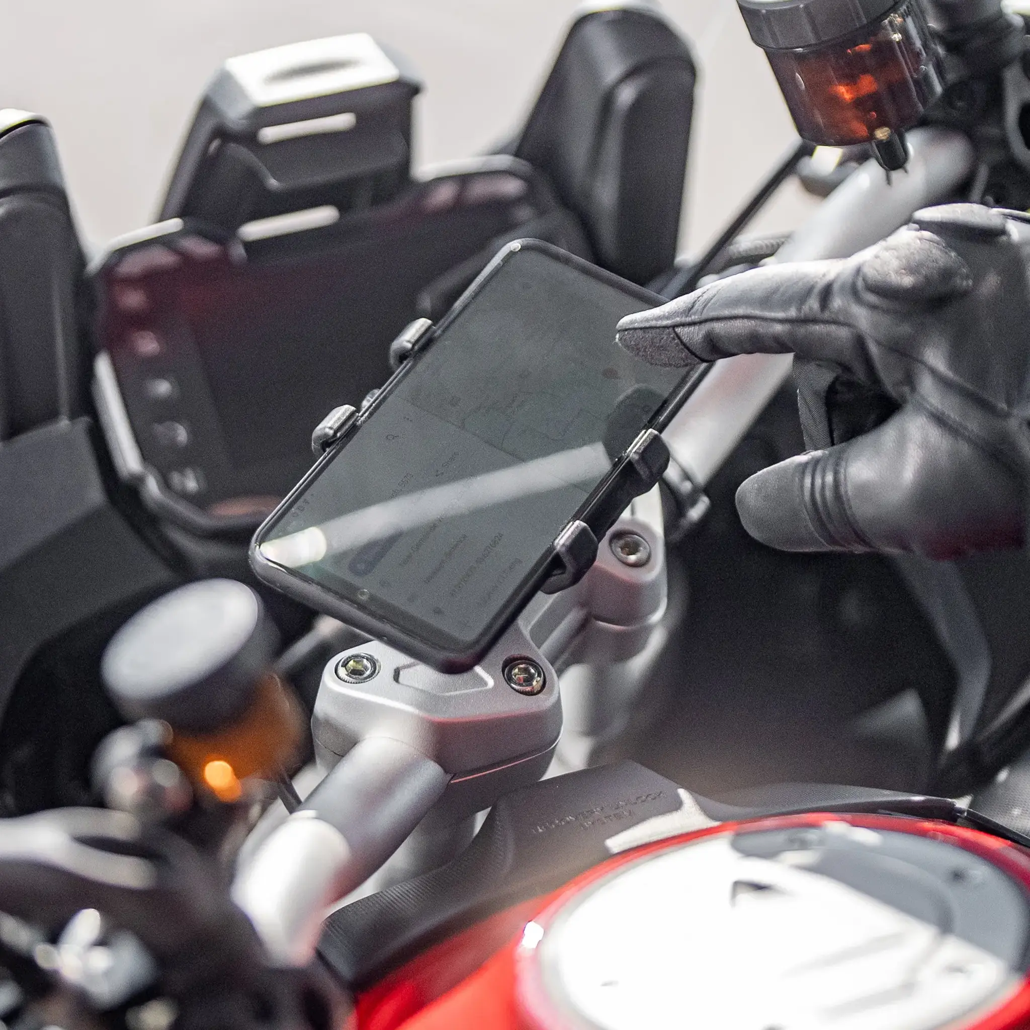 Moto Bundle - Uni - Image 6